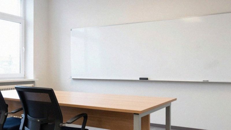 Jak dominacja wpływa na język i percepcję przestrzenną?