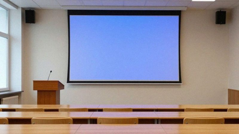 Czego uczą eksperymenty Milgrama i Zimbardo?