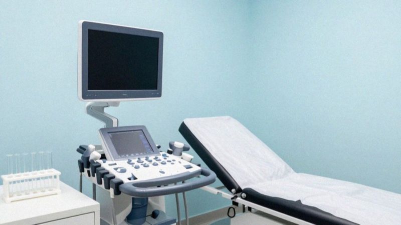 Jak rozpoznać i zdiagnozować ból pod lewym żebrem?