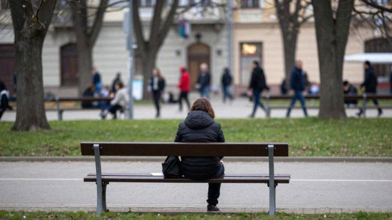 Dlaczego ofiara gaslightingu się izoluje?