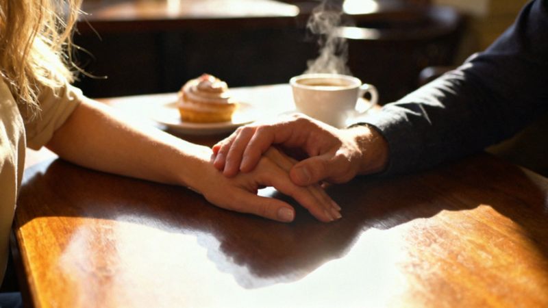 Język miłości — co to jest i jakie są jego pięć rodzajów?
